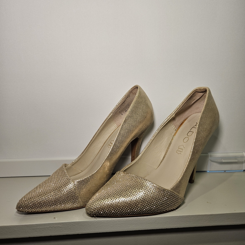 Aldo Shimmering Gold Heels